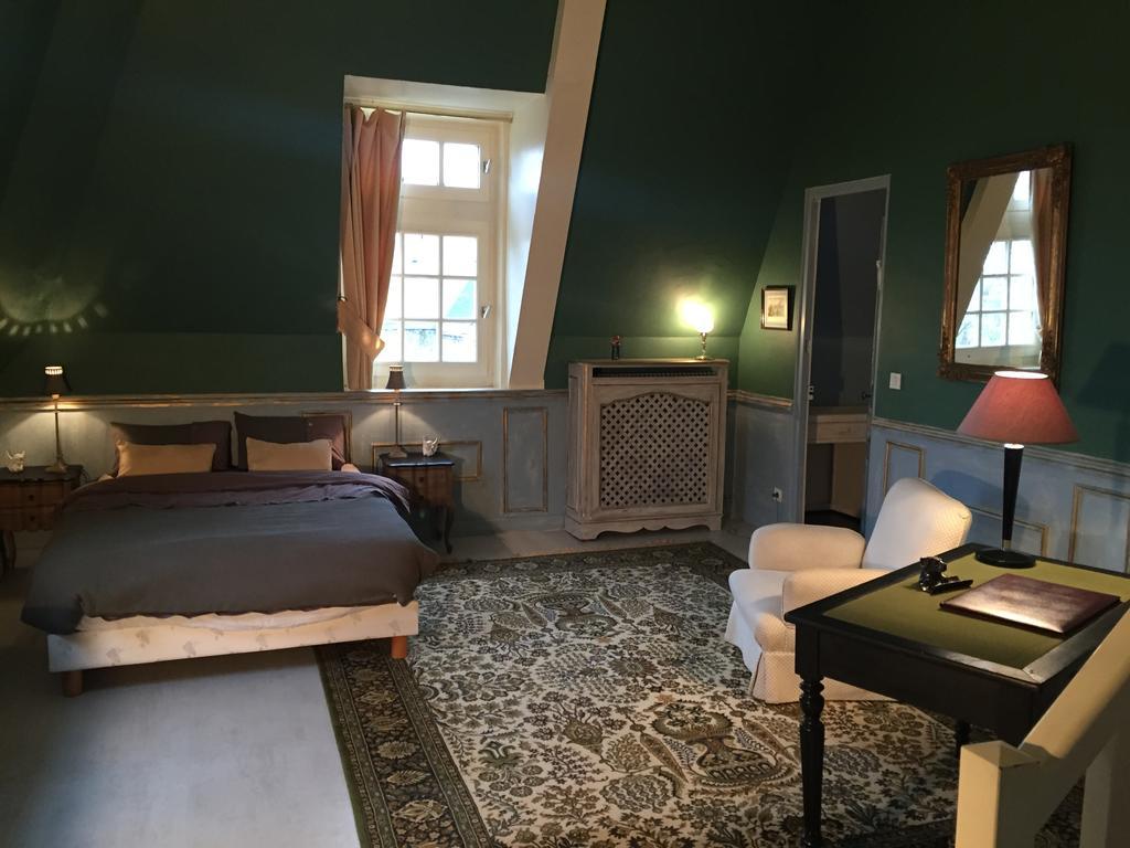مبيت وإفطار سونلي Le Castel Ecossais الغرفة الصورة