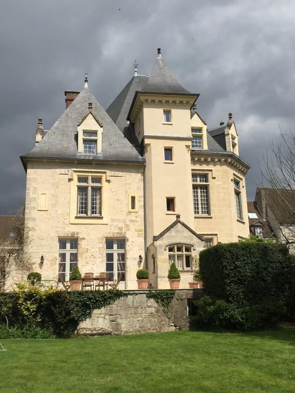 مبيت وإفطار سونلي Le Castel Ecossais المظهر الخارجي الصورة